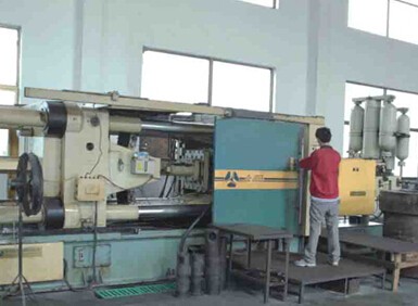 Automobile Spare Parts Adc Housing Corner Block Casting(图6)